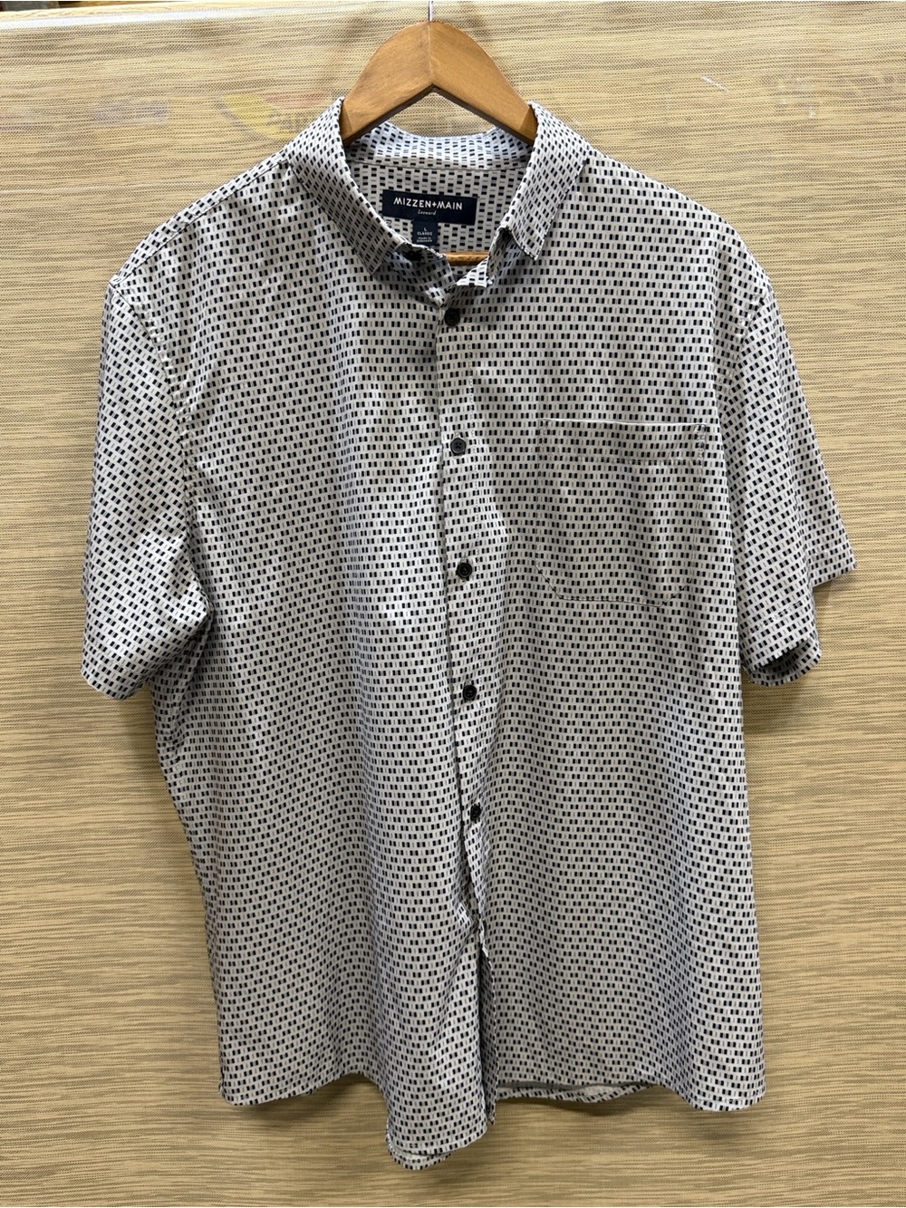 Mizzen + Main Leeward Square Geo Print Button Front Shirt Short Sleeve Men’s L